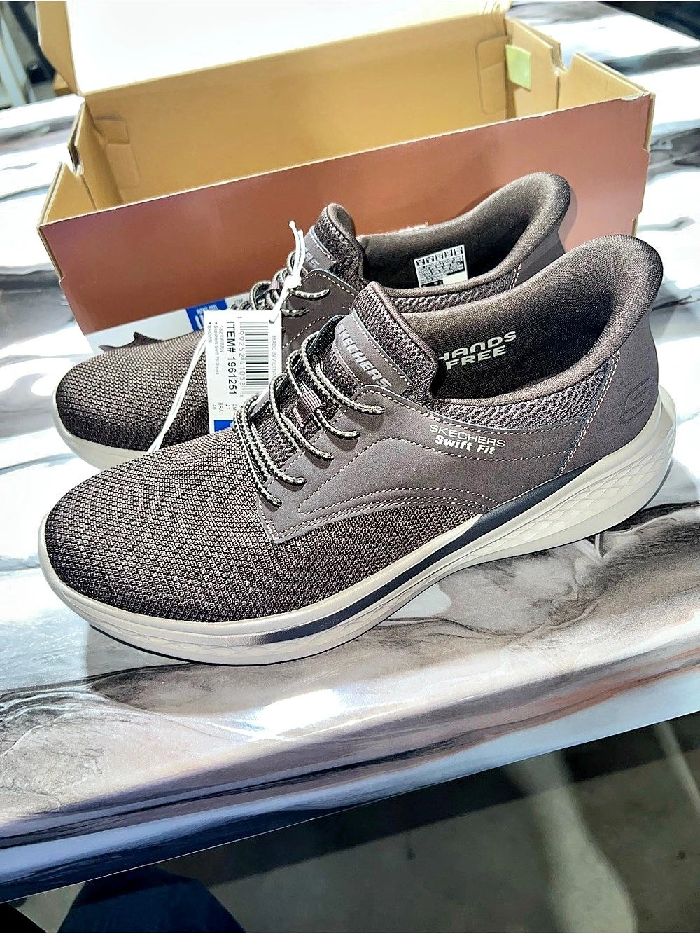 Skechers Swift Fit Men's Brown Athletic Shoes US 9 US 14 NWT